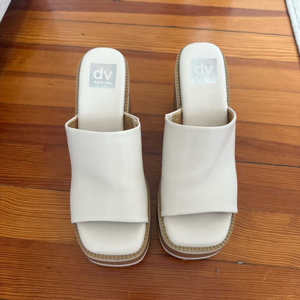 DV by Dolce Vita Women's Cream Slide Sandals